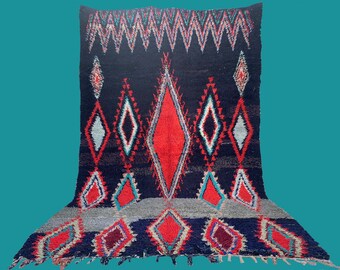 Vintage Hand-Knotted Boucherouite Rug, Berber Moroccan Design (6x9)