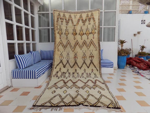 Vintage Berber Azilal Rug, Hand-Knotted Moroccan Wool Rug (129.9 x 55.1 inches)