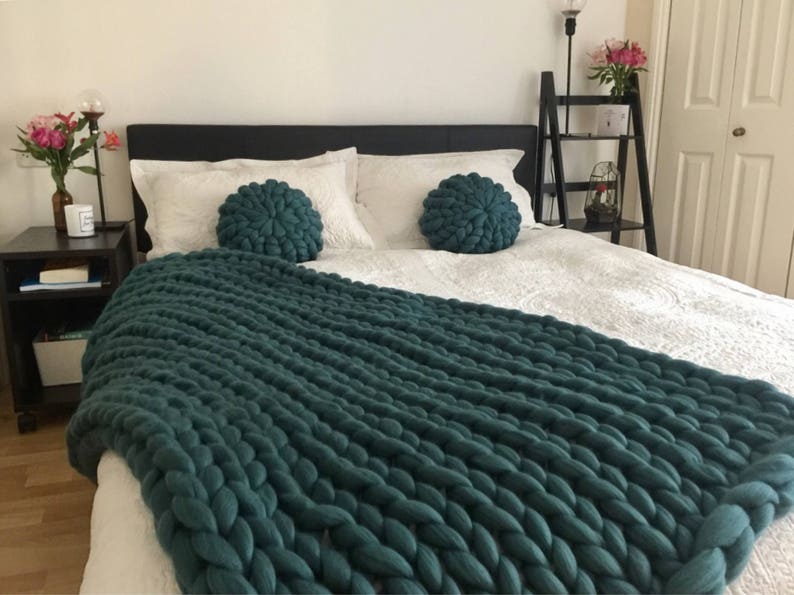 Arm knitted chunky blanket Chunky knit blanket Merino wool Etsy