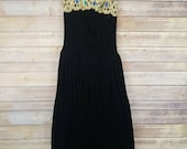 Vintage Gunne Sax Womens Dress Black Velvet Strapless Gold Jeweled Neckline Sz 4