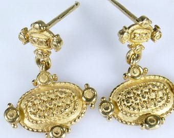 Handgjorda hängande örhängen i 14k gult guld: Tibetansk etnisk design