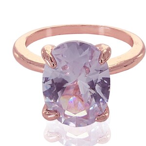 Anillo grande de amatista ovalada pálida. Anillo de cóctel de oro rosa de 10k con banda cuadrada. Anillo de compromiso violeta. Piedra natal de febrero. Regalos de aniversario.