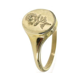 14k flower signet ring, Mothers day ring from daughter, unisex signet ring. Romantic luxury ring for her, spring flower ring.