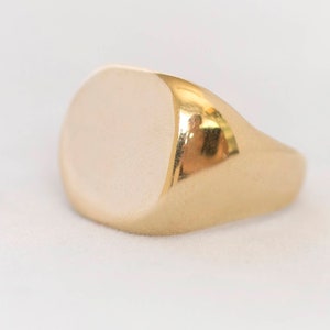 14k Gold Boho Handmade Signet Ring, Unisex Signet Gold Ring, Mens Signet Artisan Ring, Chunky Signet Ring, 14k Gold Signet for him and her