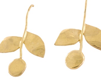 Blommiga örhängen i 14k guld: Naturinspirerade lövsmycken