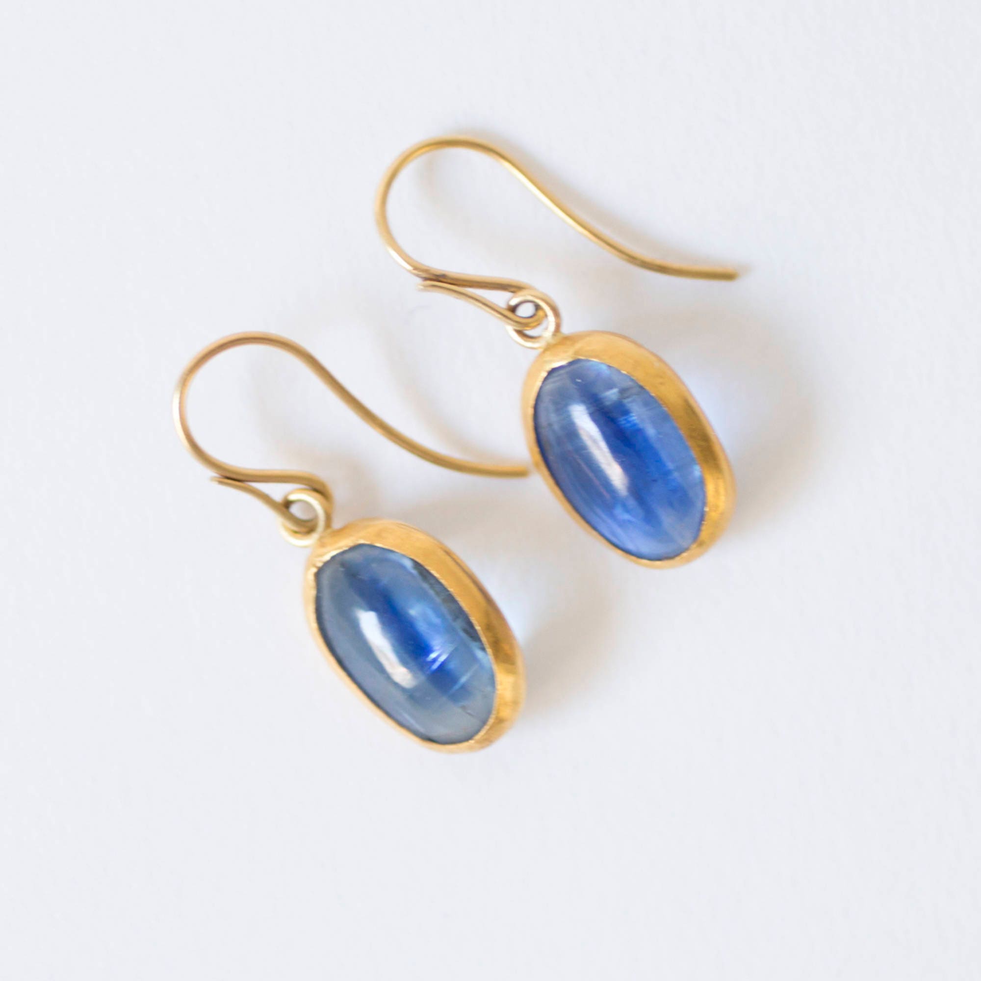 Cornflower Blue 18k Gold Kyanite Dangle Earrings W Oval - Etsy