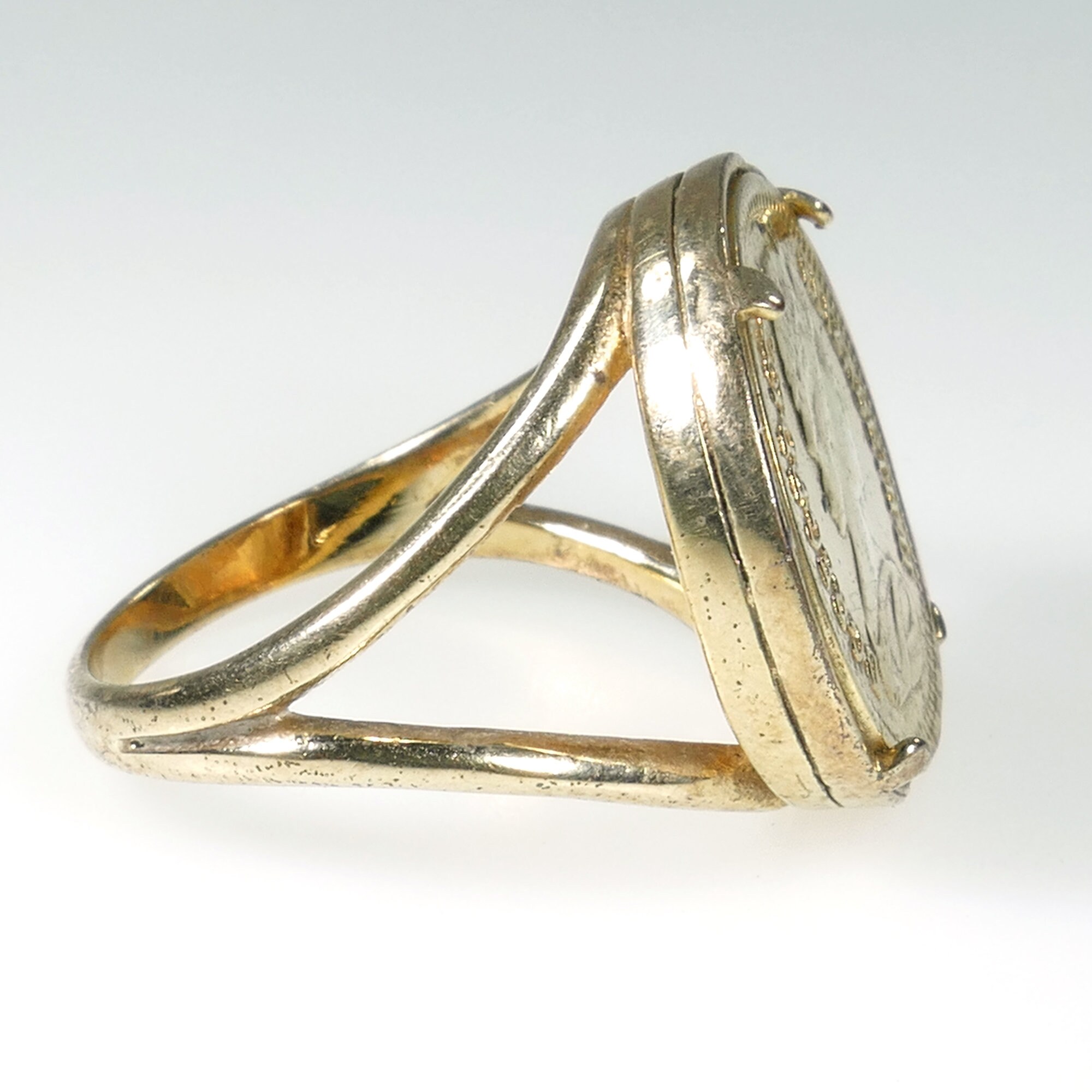 Queen Elizabeth 14k gold coin ring w/ 1971 coin reproduction. | Etsy