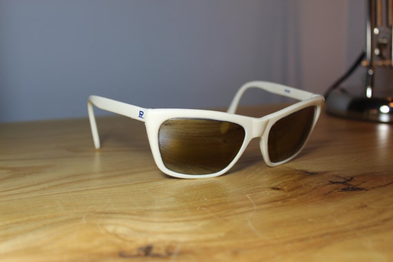 White vuarnet sunglasses 2025