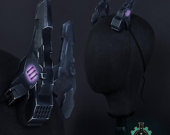 Cyberpunk small Coms in black and redhighlights - Handmade