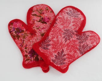 Limited Editions Felted Wool Potholders with Artwork Set of 2