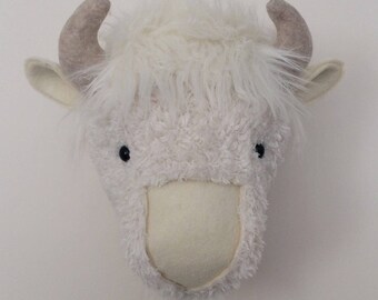 Buffalo faux taxidermy /felt animal head/wall decor/ baby room/nursery decor/stuffed animal