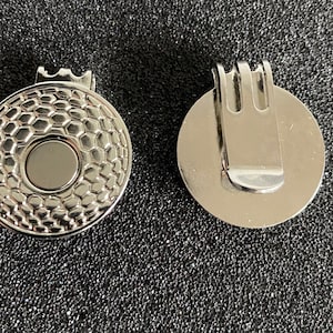 Golf ball marker magnetic hat clip and free marker