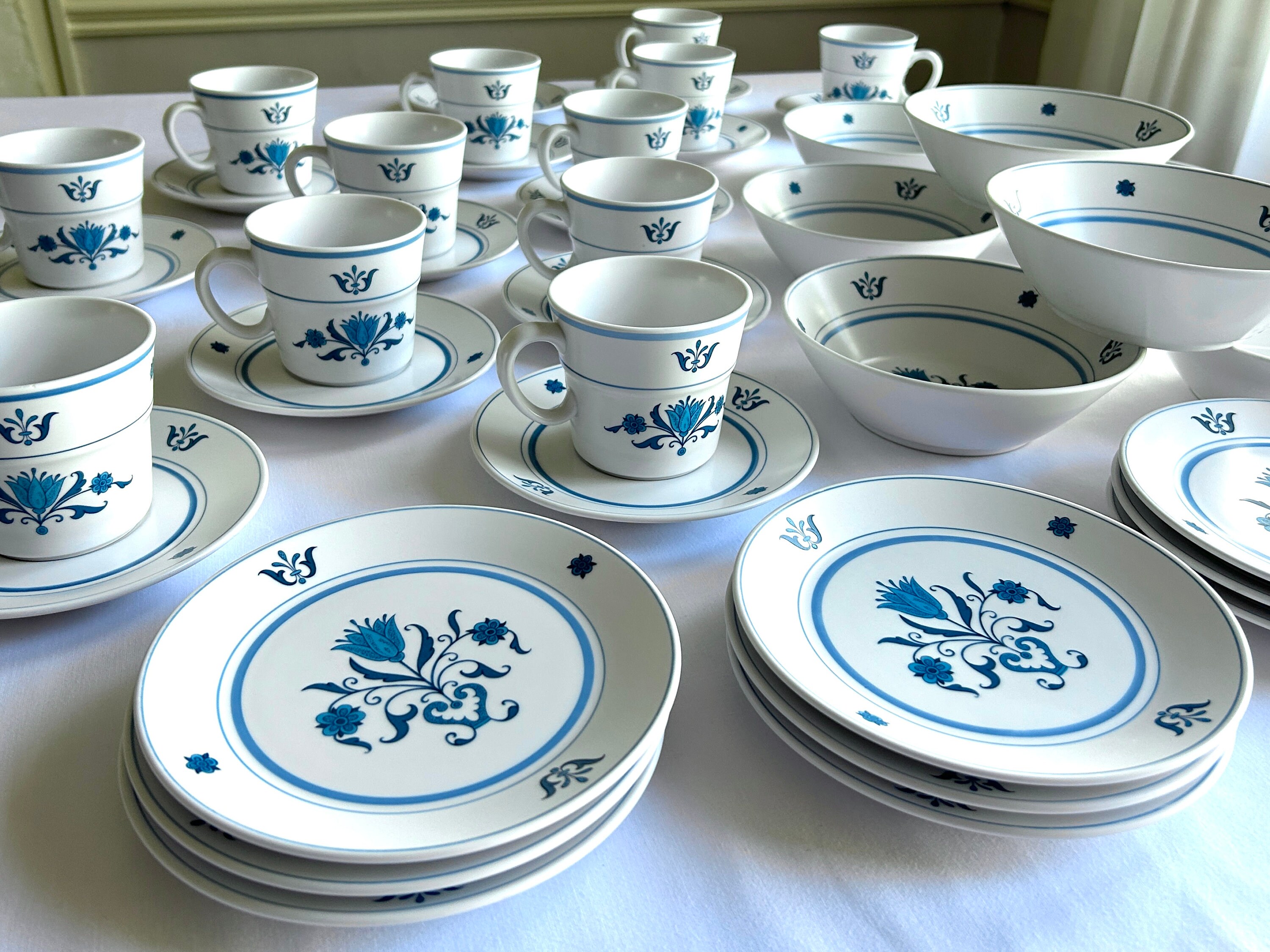RARE Huge Vintage LOT Noritake Progression China Blue Haven 50 Piece Set Bowls Plates Cups Saucers, Beautiful Dutch Style Blue Design