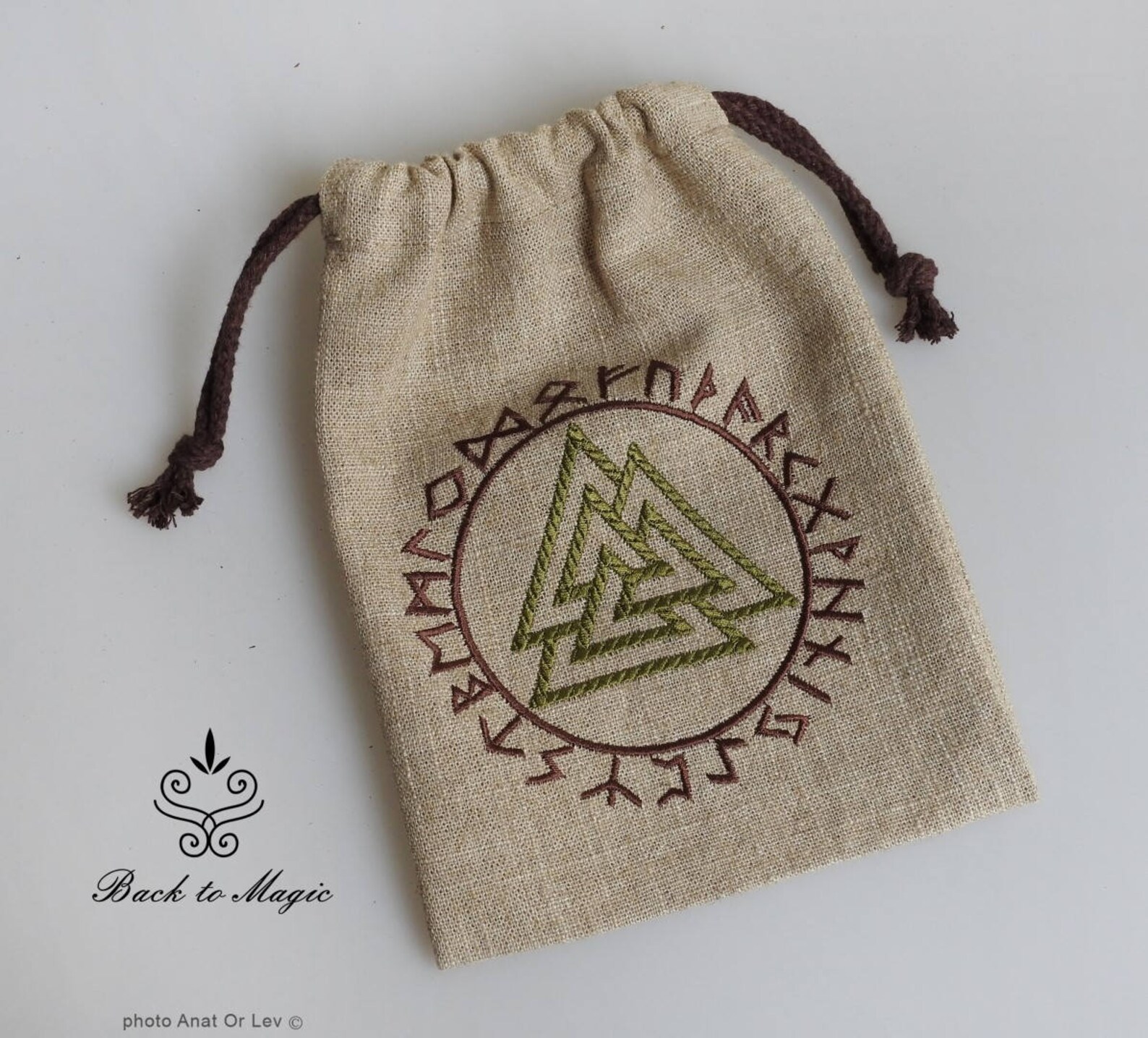 Embroidered rune pouch. Valknut. Rune bag. Runic divination. Etsy