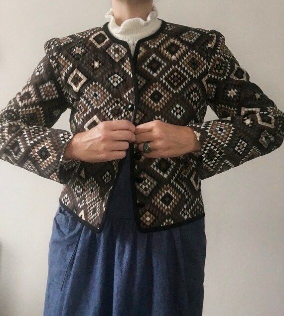 Geometric browns and grey patchwork quilted croppe