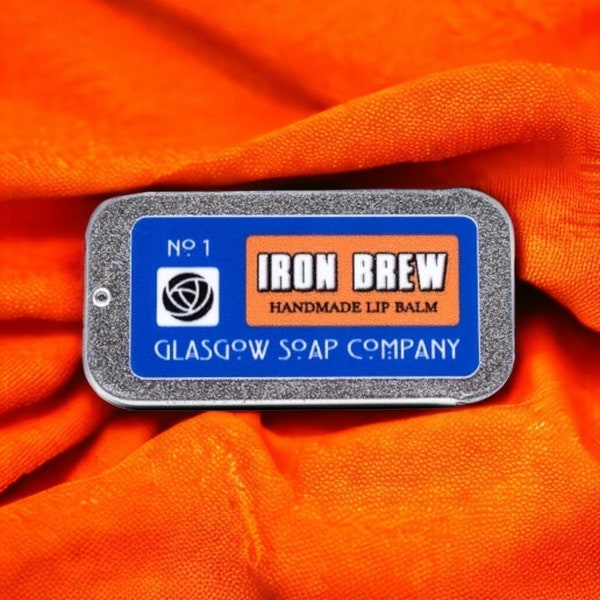 IRON BREW Lippenbalsam, meistverkauftes kleines schottisches Geschenk, handgefertigt von Glasgow Soap Company