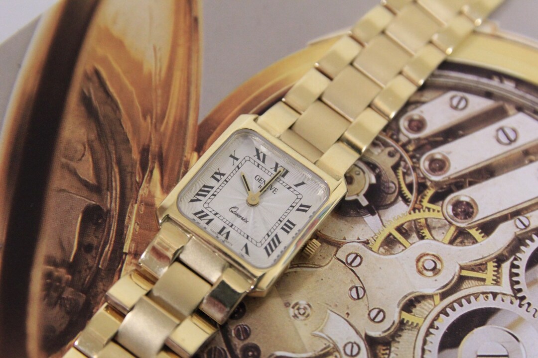 Vintage 14K Yellow Gold Square Geneve Quartz Wrist Watch