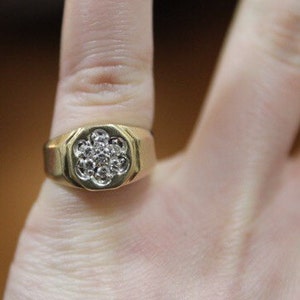 Vintage Estate 14K Diamond Flower Signet Ring, Size 5.25, Unisex Gold Rings, Signet Rings, Unisex Rings, Gold Rings