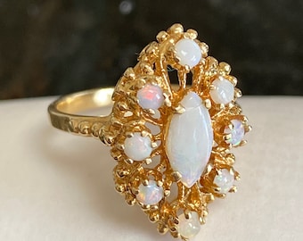 Vintage 14K Gold Opal Cluster Ring