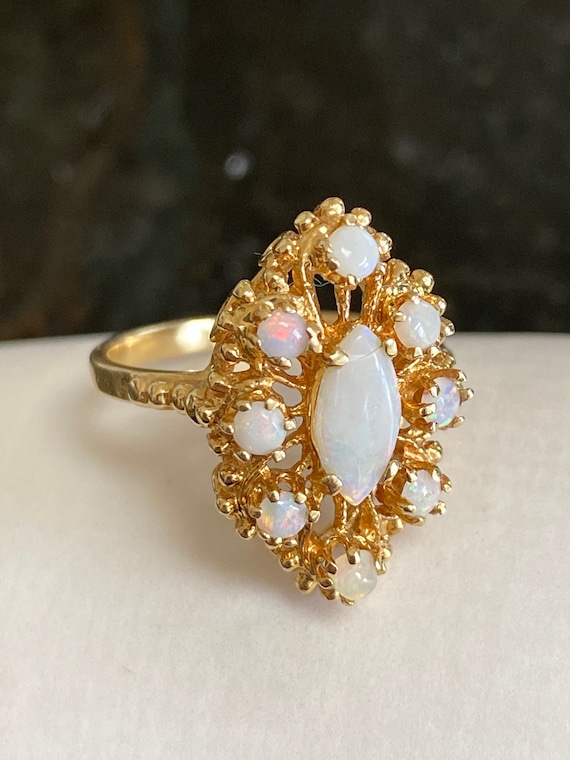 Vintage 14K Gold Opal Cluster Ring