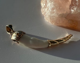 Vintage 14Kt Gold Coyote Tooth Pendant