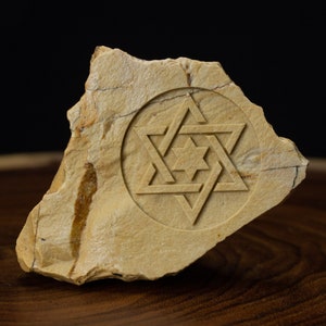 Jewish Star Of David Engraved Stone, Magen David Symbol Of Jewish Identity & Judaism, Shield Of David Jewish Home Garden Jerusalem Stone