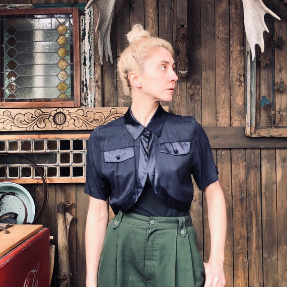 Vintage Navy Short Sleeve Bolero || Navy Shoulder