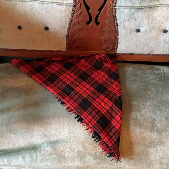 Buffalo Plaid Scarf || Highland Queen Wool Scarf