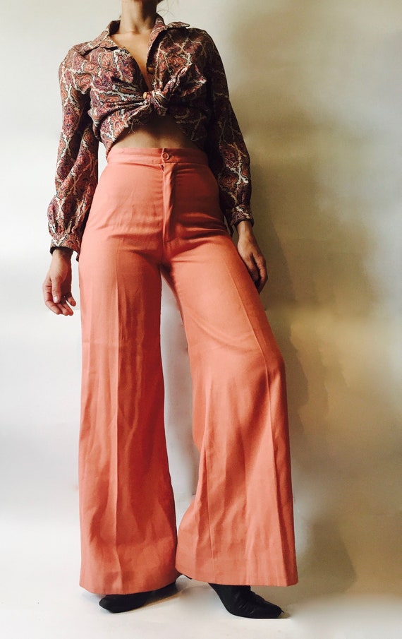 1970s salmon pink bell bottoms / 1970s bell bottom