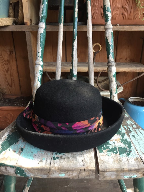 Black Felt Hat || Structured Black Hat || 1980s Bl