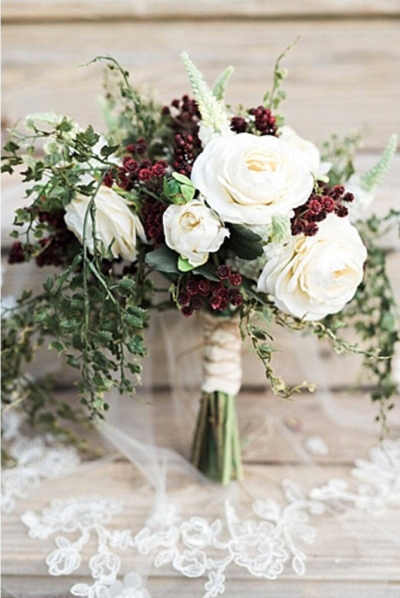 burgundy and cream wedding bouquet