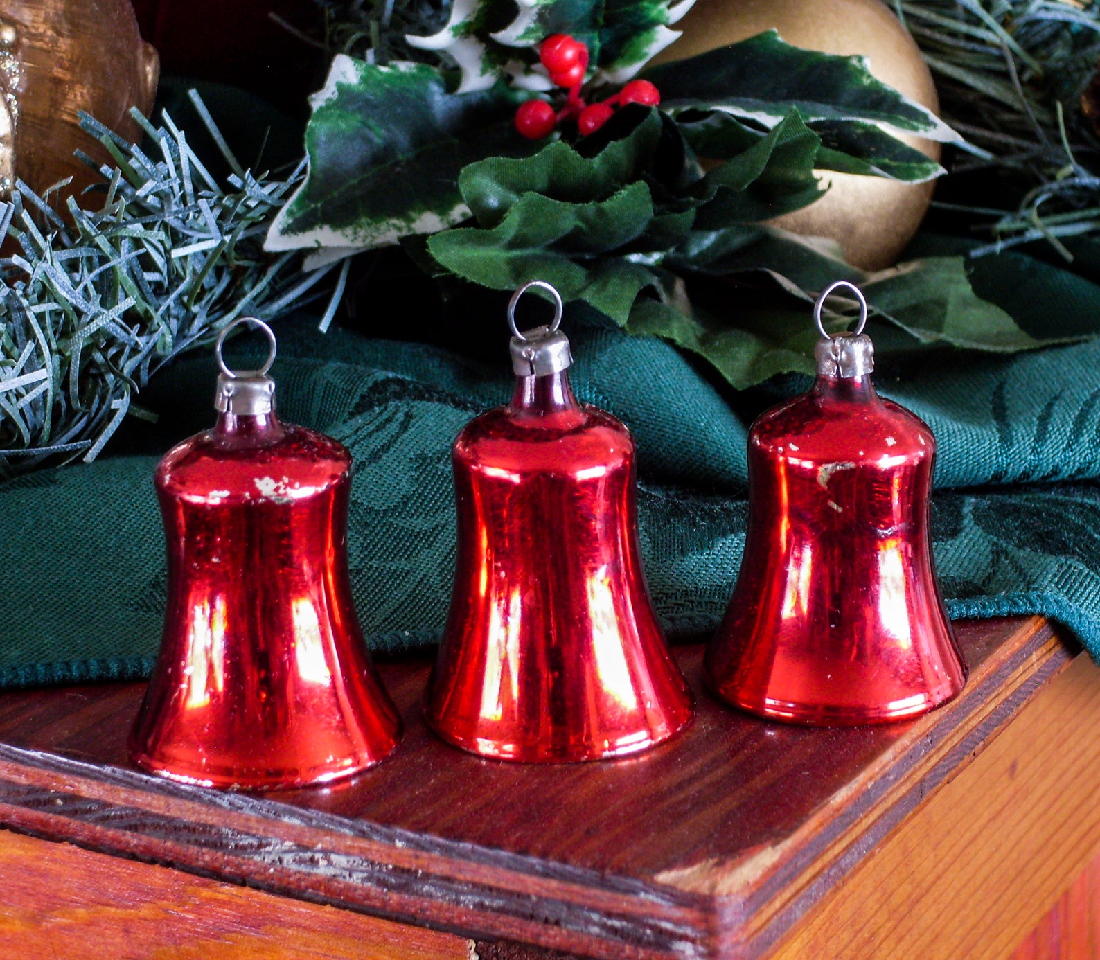 Large Plastic Christmas Bells 
