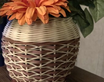 Hand-Woven Wicker Basket Vase: Japanese Diamond Weave Decorative Home Decor