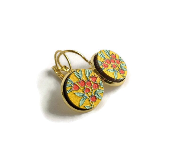 tulip wood earrings nature jewelry textured tulip earrings flower earrings tulip jewelry Red tulips earrings tulips painted earrings