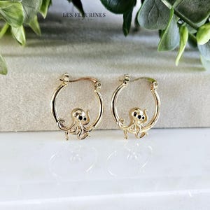 Oktopus GOLD Creolen Niedliche Krake Kreis Ohrring Ozeanfisch Tier Inspiriert Meer Leben Liebhaber Geschenk schrulliger Ozean Tentakel Kraken Schmuck