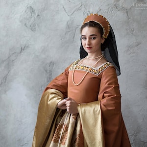 Elizabethan Era Tudor Gown: Custom-Made 16th Century Renaissance Queen Elizabeth I Historical Costume