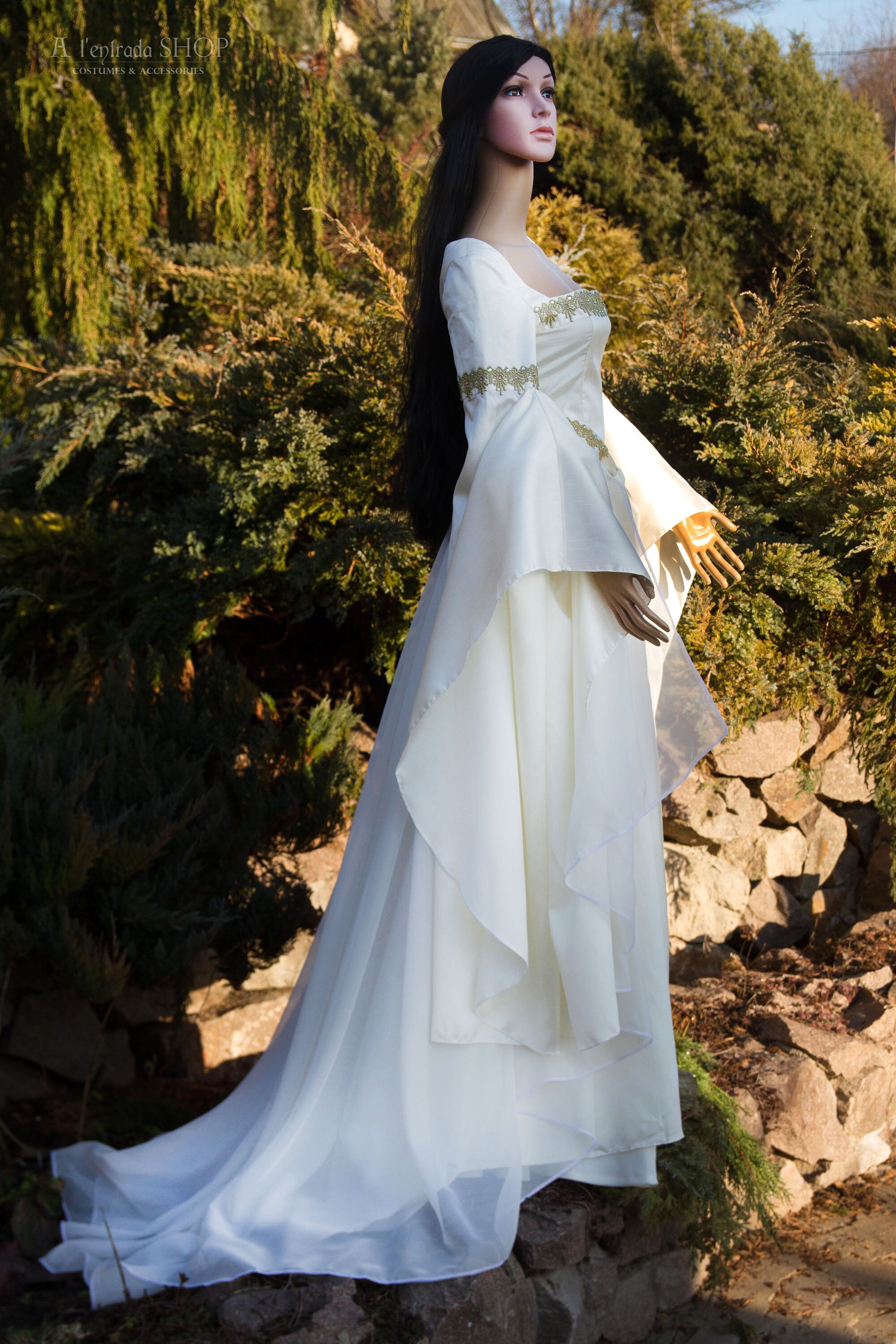 Elven gown white color. Elf wedding 