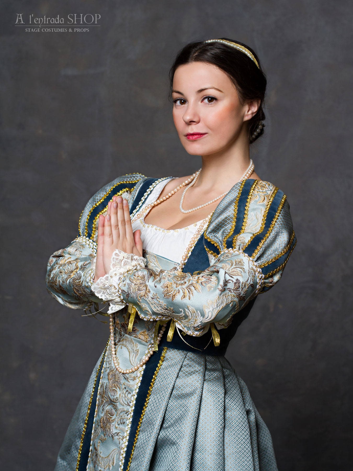 イタリア・ルネサンス・ガウン：ルネサンス・フェスティバルのための15