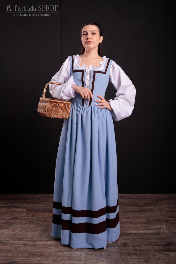 blue and white renaissance dress Renaissance dress baby blue king brocade