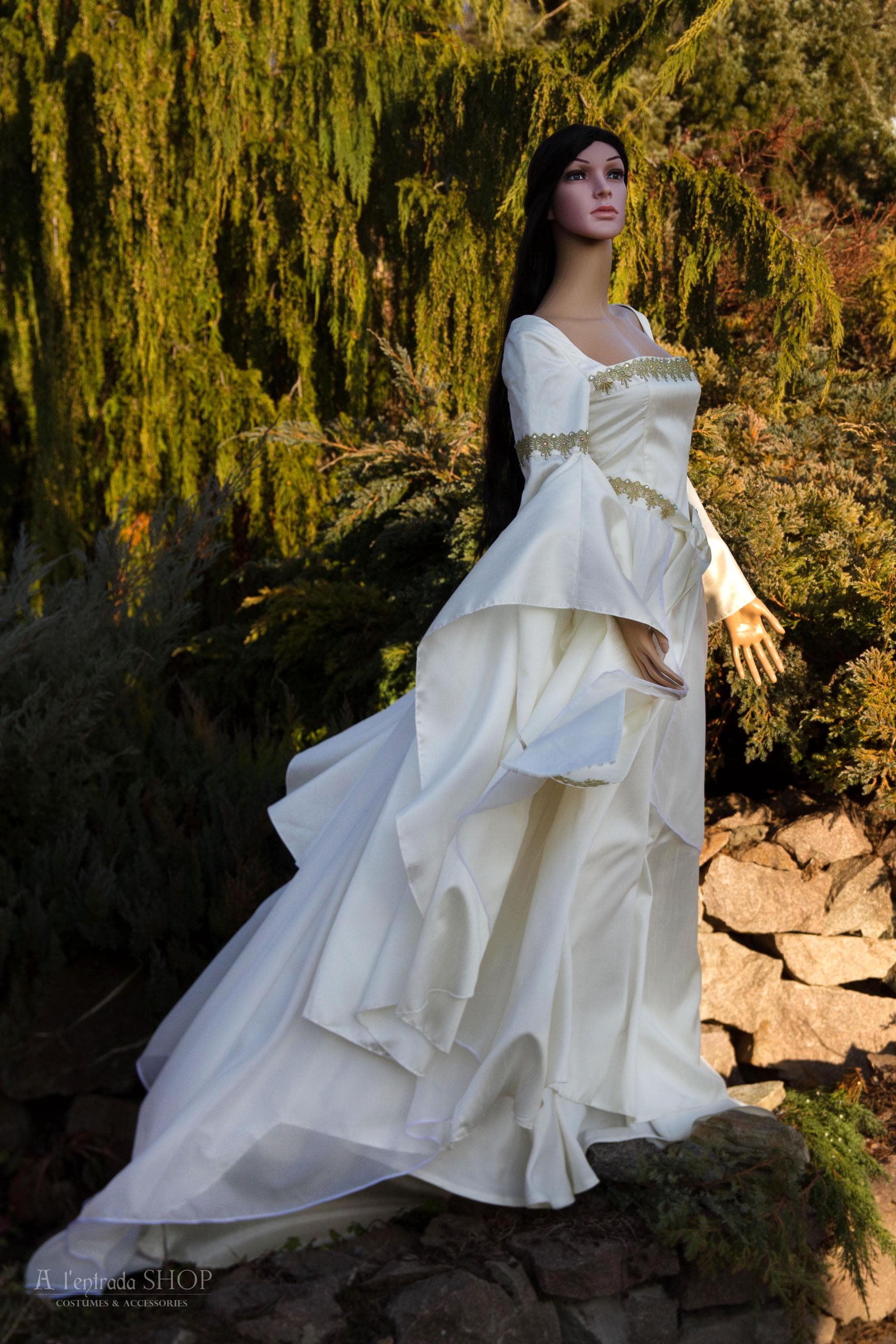 White Elven Wedding Gown: Medieval Fantasy Costume Inspired by Galadriel  for Renaissance Fairs - Etsy