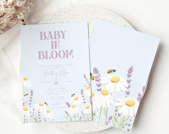 Invitación para baby shower con tema de bebé en flor. Invitación para baby shower con margaritas y lavanda. Invitación para bebé con flores de primavera y abejas.