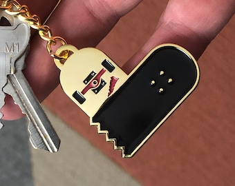 Broken Skateboard Heart Keychain Super Awesome Custom Soft Enamel Skateboarder Gift Keychain Tony Hawk Keychain