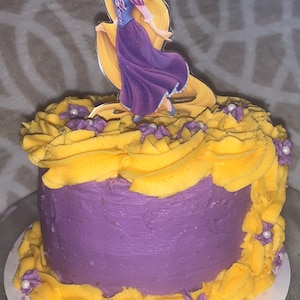 Rapunzel artige Tortenfigur