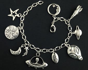 Alien Bracelet.  Alien Charm Bracelet. UFO Bracelet. Silver Charm Bracelet. Handmade Jewelry.