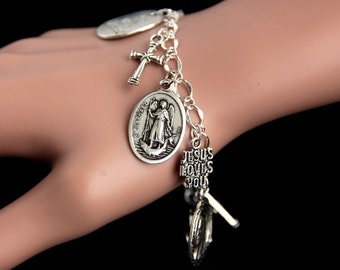 Saint Raphael Bracelet. Catholic Bracelet. St Raphael Charm Bracelet. Christian Jewelry. Patron Saint Bracelet. Religious Bracelet