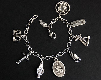 Pieta Bracelet. Catholic Bracelet. Michelangelo Pieta Charm Bracelet. Catholic Jewelry. Religious Bracelet. Handmade Jewelry.