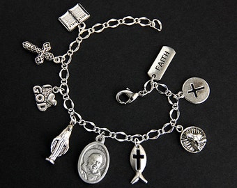 Saint Pio Bracelet. Catholic Bracelet. St Pio Catholic Medal Charm Bracelet. Catholic Jewelry. Religious Bracelet. Handmade Jewelry.
