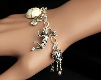 Bracelet volley-ball. Bracelet à breloques volleyball. Bracelet de sport pour amateur de volley-ball. Bracelet en argent. Bijoux de sport. Bijoux faits main.