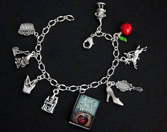 Little Snow White Bracelet. Brothers Grimm Charm Bracelet. Story Book Bracelet. Silver Bracelet. Handmade Jewelry.
