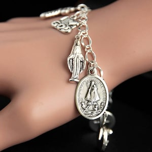 Caridad del Cobre Bracelet. Catholic Bracelet. Our Lady of Charity Bracelet. Catholic Jewelry. Mary Bracelet. Religious Bracelet.